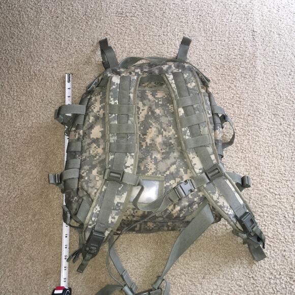 USGI Molle II Assault 3 day Backpack ACU Camo Tactical Survival Rucksack Bag - Picture 6 of 11